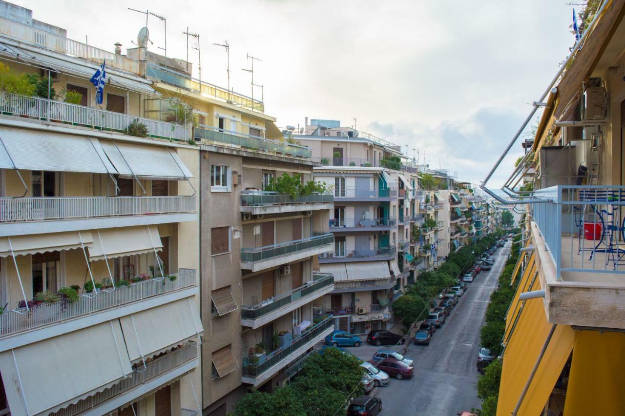 "Casa De Colores", Next To The Metro Athén Kültér fotó